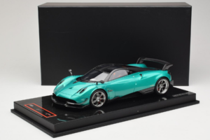 Pagani Huayra BC Green Metallic Yy Model 1:18 REMC020 Resin — photo 7 of 7