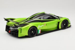 Pagani Huayra R Green LCD 1:18 LCD18012-GR Diecast — photo 3 of 8