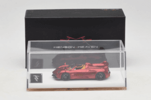 Pagani Huayra Roadster Tricolore Red Henson & Heaven 1:64 PHRTR01 Diecast — photo 7 of 7
