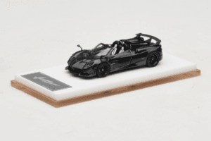 Pagani Huayra Tricolore Roadster Exposed Carbon Henson & Heaven 1:64 PHREC01 Diecast — photo 2 of 7