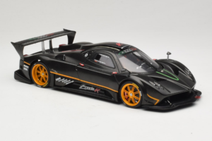 Pagani Zonda R Revolucion Carbon Fiber AUTOart 1:18 78261 Diecast — photo 6 of 8