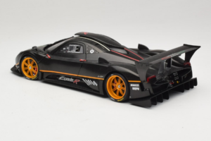 Pagani Zonda R Revolucion Carbon Fiber AUTOart 1:18 78261 Diecast — photo 7 of 8