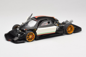 Pagani Zonda R Revolucion White AUTOart 1:18 78262 Diecast — photo 2 of 8