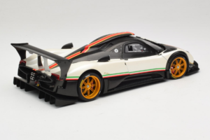 Pagani Zonda R Revolucion White AUTOart 1:18 78262 Diecast — photo 3 of 8