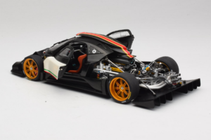Pagani Zonda R Revolucion White AUTOart 1:18 78262 Diecast — photo 5 of 8