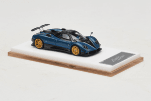 Pagani Zonda Tricolore Exposed Carbon Blue Henson & Heaven 1:64 PZTECB01 Diecast — photo 4 of 7