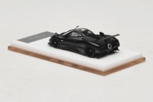 Pagani Zonda Tricolore Exposed Carbon Henson & Heaven 1:64 PZTEC01 Diecast — photo 5 of 7