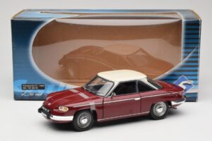 Panhard 24 CT Red Solido 1:18 1832500 Diecast — photo 8 of 8