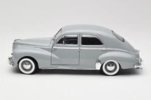 Peugeot 203 Gris Clair Solido 1:18 8145 Diecast — photo 4 of 8