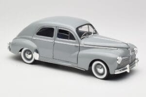 Peugeot 203 Gris Clair Solido 1:18 8145 Diecast — photo 6 of 8
