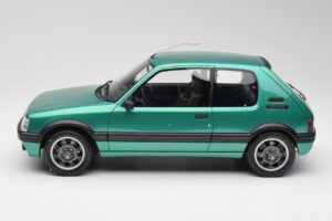 Peugeot 205 GTI Griffe Otto 1:12 G017 Resin — photo 3 of 6