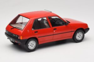 Peugeot 205 Red MCG 1:18 MCG18492 Diecast — photo 2 of 6