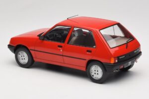 Peugeot 205 Red MCG 1:18 MCG18492 Diecast — photo 5 of 6