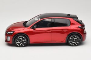 Peugeot 208 GT Hybrid Red Elixir Otto 1:18 OT1163 Resin — photo 3 of 6