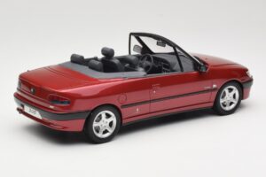 Peugeot 306 Cabriolet Red Otto 1:18 OT042 Resin — photo 2 of 6