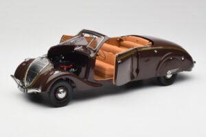 Peugeot 402 Eclipse Chocolate Norev 1:18 184873 Diecast — photo 2 of 12