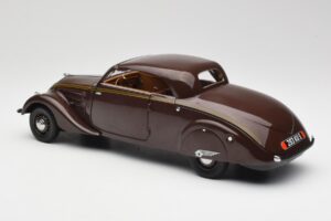 Peugeot 402 Eclipse Chocolate Norev 1:18 184873 Diecast — photo 10 of 12