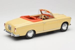 Peugeot 403 Cabriolet Sand Yellow Solido 1:18 8165 Diecast — photo 3 of 8