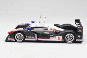 Peugeot 908 HDi LMP1 #8 S. Sarrazin / P. Lamy / S. Bourdais 24 Hours of Le Mans 2nd 2007 Minichamps 1:18 150071208 Diecast — photo 3 of 6
