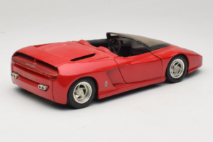 Pininfarina Mythos Red Revell 1:18 8806 Diecast — photo 3 of 8