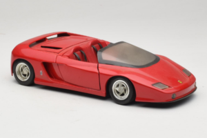 Pininfarina Mythos Red Revell 1:18 8806 Diecast — photo 6 of 8