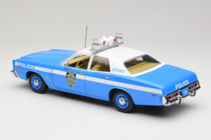 Plymouth Fury Police Pursuit New York Police Department GreenLight 1:18 19043 Diecast — photo 7 of 8