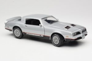 Pontiac Firebird Formula Silver ERTL 1:18 33514 Diecast — photo 6 of 8