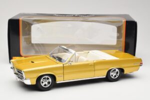 Pontiac GTO Hurst Edition Gold Maisto 1:18 531884 Diecast — photo 8 of 8