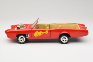 Pontiac GTO Monkeemobile Red ERTL 1:18 33150 Diecast — photo 4 of 8