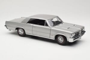 Pontiac GTO Silver Sun Star 1:18 1821 Diecast — photo 6 of 8