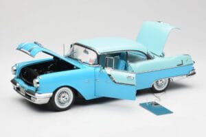 Pontiac Star Chief Blue Sun Star 1:18 5041 Diecast — photo 2 of 8