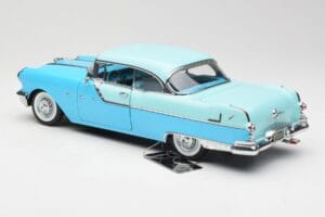 Pontiac Star Chief Blue Sun Star 1:18 5041 Diecast — photo 7 of 8