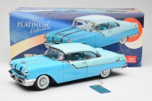 Pontiac Star Chief Blue Sun Star 1:18 5041 Diecast — photo 8 of 8