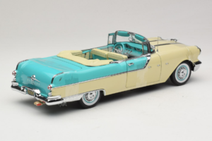 Pontiac Star Chief I Love Lucy Nautilus Blue White Sun Star 1:18 5057 Diecast — photo 3 of 7