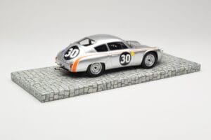 Porsche 356B 1600 GS Carrera GTL #30 B. Pon / C. Godin de Beaufort 24 Hours of Le Mans 1962 Minichamps 1:18 107626830 Diecast — photo 2 of 6