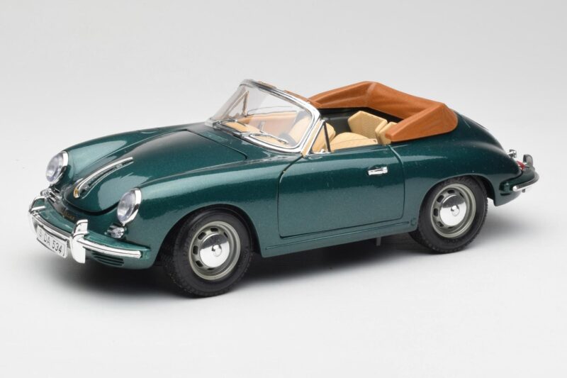 Porsche 356B Cabriolet Green Bburago 1:18 3051-M1 Diecast