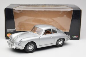 Porsche 356B Silver & Brown Interior Bburago 1:18 3021-M2 Diecast — photo 8 of 8