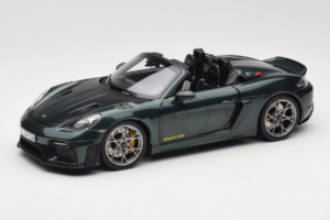 Porsche 718 Spyder RS Weissach Pack Forest Green Norev 1:18 187272 Diecast