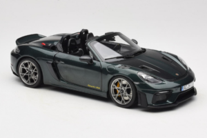 Porsche 718 Spyder RS Weissach Pack Forest Green Norev 1:18 187272 Diecast — photo 6 of 8