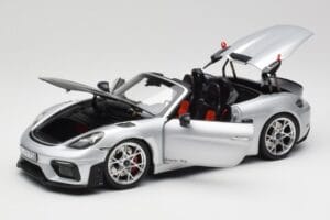Porsche 718 Spyder RS Weissach Pack GT-Silver Metallic Norev 1:18 187270 Diecast — photo 2 of 8