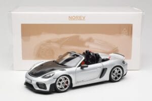 Porsche 718 Spyder RS Weissach Pack GT-Silver Metallic Norev 1:18 187270 Diecast — photo 8 of 8