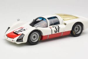 Porsche 906 K #37 V. Elford / B. Pon Porsche System 24 Hours of Le Mans 1967 Minichamps 1:18 100676137 Diecast