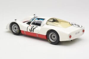 Porsche 906 K #37 V. Elford / B. Pon Porsche System 24 Hours of Le Mans 1967 Minichamps 1:18 100676137 Diecast — photo 7 of 8