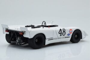Porsche 908/02 #48 S. McQueen / P. Revson 12 Hours of Sebring 2nd Place Post Race Version 1970 AUTOart 1:18 87072 Diecast — photo 3 of 8