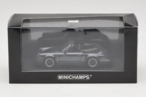 Porsche 911 930 Cabriolet Purple Metallic Minichamps 1:43 PORSCHE006 Diecast — photo 4 of 4