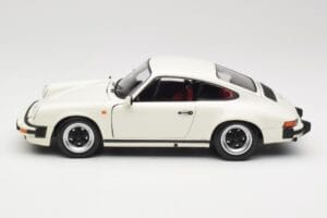 Porsche 911 930 Carrera 3.2 Grand Prix White Minichamps 1:18 100063024 Diecast — photo 4 of 8