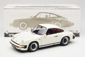 Porsche 911 930 Carrera 3.2 Grand Prix White Minichamps 1:18 100063024 Diecast — photo 8 of 8