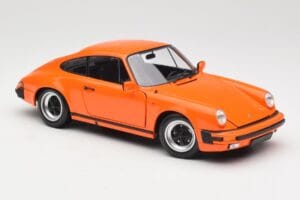 Porsche 911 930 Carrera 3.2 Signal Orange Minichamps 1:18 100063025 Diecast — photo 6 of 8