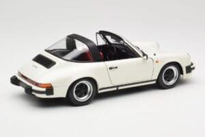 Porsche 911 930 Carrera Targa 3.2 Grand Prix White Minichamps 1:18 100063062 Diecast — photo 3 of 8
