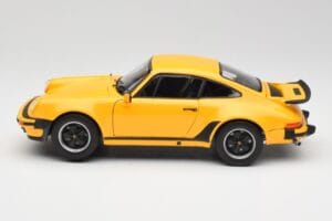 Porsche 911 930 Turbo 3.0 Yellow Norev 1:18 187579 Diecast — photo 4 of 8